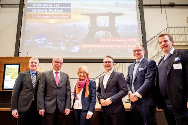 Bochum, Nordrhein-Westfalen, DEU, 30.03.2023DMT-Gesellschaft für Lehre und Bildung mbH - Technische Hochschule Georg Agricola - Forschungszentrum Nachbergbau:Fachtagung: „NACHBergbauzeit in NRW2023 - Geomonitoring – Zu Wasser, zu Land und aus der Luft“| [ (c) Holger Jacoby, Arneckestrasse 18, 44139 D O R T M U N D   ( G e r m a n y ), Tel.: (+49) 151 44 555 100; www.holger-jacoby.de, www.freelens.com/clearing - Jede Nutzung des Fotos ist honorarpflichtig gemaess derzeit gueltiger MFM Liste. Urhebervermerk und Belegexemplar erforderlich. Bei Verwendung des Fotos ausserhalb journalistischer Zwecke bitte Ruecksprache mit dem Fotografen halten. - Each usage of the photo requires a licence fee in accordance to MFM. No model release, for any usage other than editorial purposes please contact the author.]