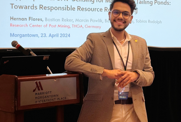 Hernan Flores bei seinem Vortrag auf der IMWA-Konferenz