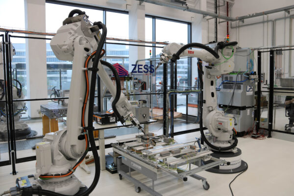 Wettbewerbsfähig bleiben durch Transformation_Bochum_Zentrum für das Engineering Smarter Produkt-Service Systeme (ZESS)_ Wettbewerbsfähig bleiben durch Transformation_Bochum_Zentrum für das Engineering Smarter Produkt-Service Systeme (ZESS)_